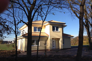 Mediterranes Einfamilienhaus mit Ziegeldach in Bremen