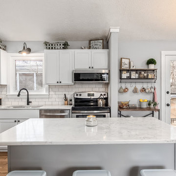Traditional Kitchen Remodel Done in a Shaker Door