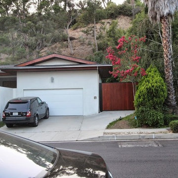 Hollywood Hills- Addition over garage
