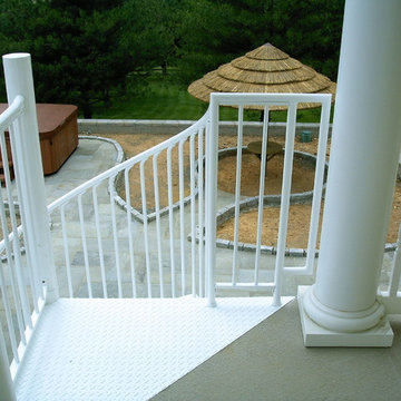 Modern Spiral Deck Stair Adds Architectural Interest and Function