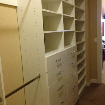 Lakeway Closet (10' ceiling)
