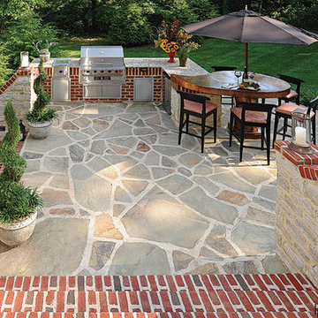 Enticing Outdoor Living Spaces