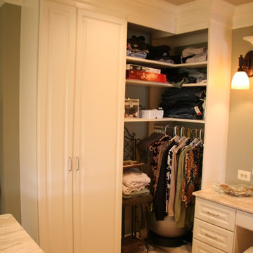Ivory Master Closet Retreat in Crystal Lake