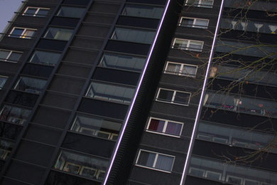 Fassadenbeleuchtung eines Wohnhauses einer Wohnungsgesellschaft in Kassel