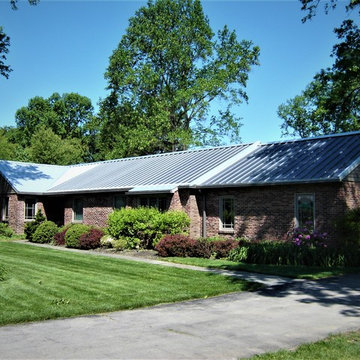 Galvalume Standing Seam Metal Roof with PV Laminate Solar System