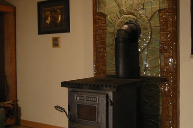Example of an eclectic basement design in Bridgeport