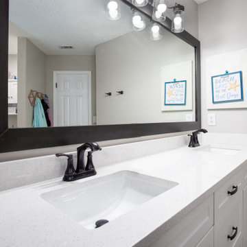 Kitchen Remodel Done in a Subtle Two-Tone Color