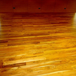 Caracol TV - Hardwood Flooring