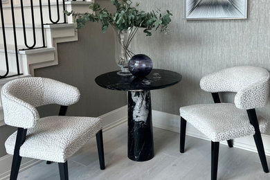 Home design - transitional home design idea in Houston