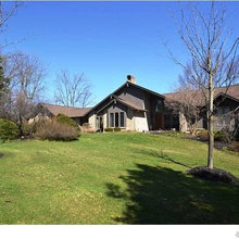 2 Carters Grove in Pittsford. 5Br & 3Ba