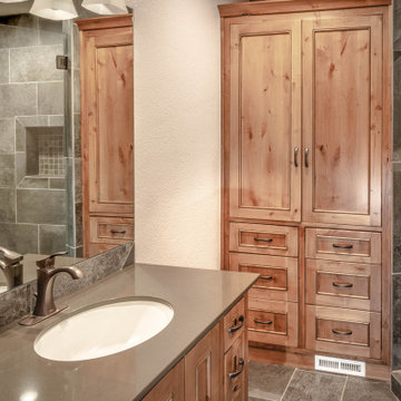 A Symphony of Digital Wellness & Artisan Knotty Alder Craftsmanship