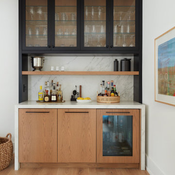 White Oak & Black Beverage Bar