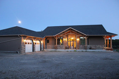 Inspiration for a rustic home design remodel in Calgary