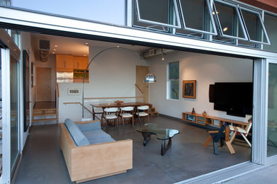 Living room - 1950s living room idea in Los Angeles