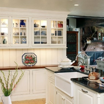 Plain & Fancy Cabinetry: Arctic Distressed White