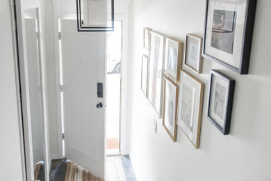 Transitional entryway photo in Vancouver