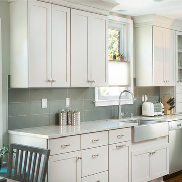 Comfort and Style in Green and Gray