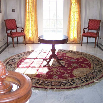 Gorgeous Round Handmade Persian Oriental Rugs