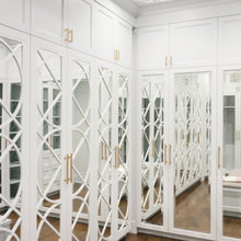 master closet Hers