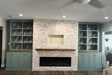 Inspiration for a living room remodel in Jacksonville