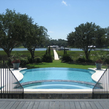 Coastal lifestyle Infinity Pool & Patio