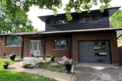 Exterior home photo in Toronto