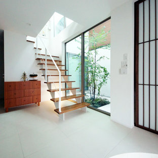 東京23区のモダンスタイルのおしゃれな玄関の写真