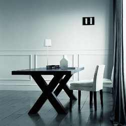 Urban dining tables - Products