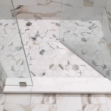 Maximo Rialto Grand Hexagon Mosaic Shower Floor Detail