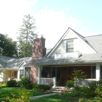Bungalow addition and renovation in Royal Oak, MI