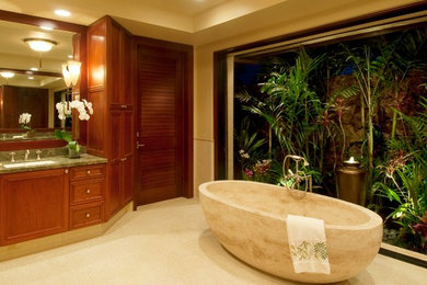 Example of a bathroom design in Hawaii