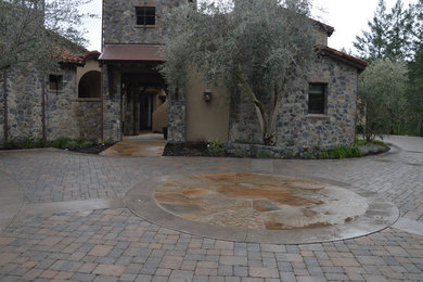 Example of an arts and crafts entryway design in San Francisco