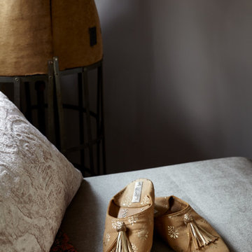 VINTAGE BOUDOIR
