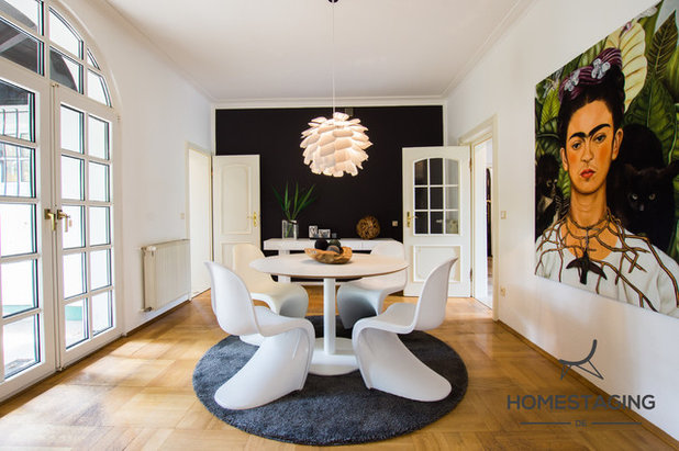 Modern Esszimmer by HomeStagingDE