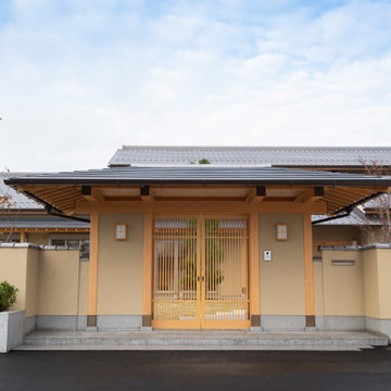 おおらかに暮らしを包み込む数寄屋の家