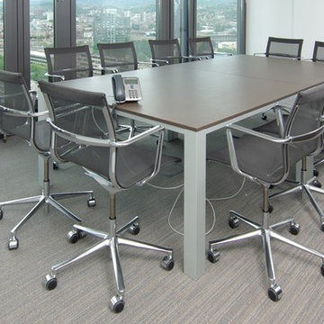 OFFICE-PULTS-RECEPTIONS