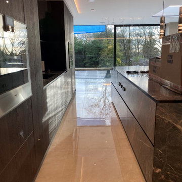 High Gloss Marble Effect Porcelain Kitchen Floor in Atherton