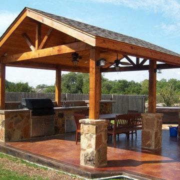 Custom Decks and Patios