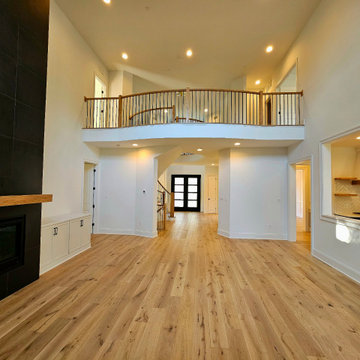 Project #110 | Beautiful Curved Staircase with Circular Balcony