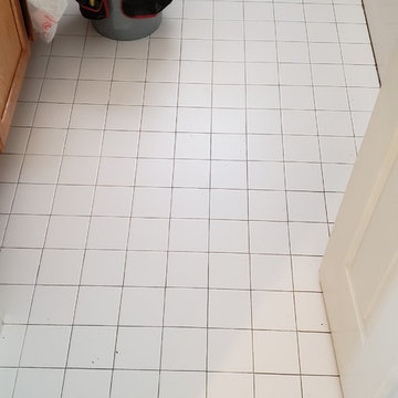 Bath tubs