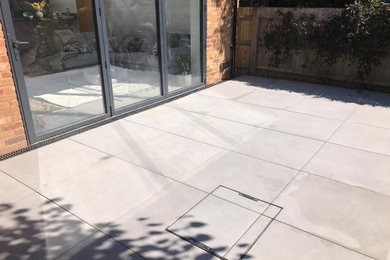 Photo of a contemporary patio in Sussex.