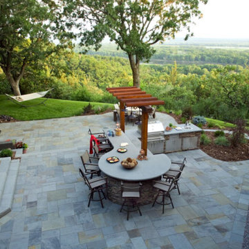 Bluestone on the Bluff