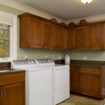 Lake Forest Spec House