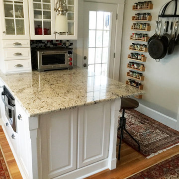 Contemporary Kitchen Backsplash