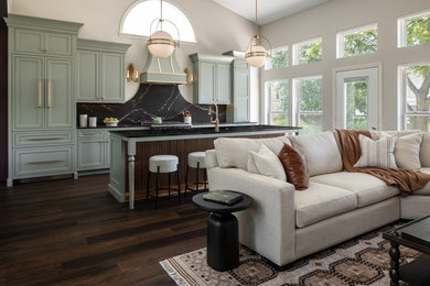 Example of a transitional kitchen design in Columbus