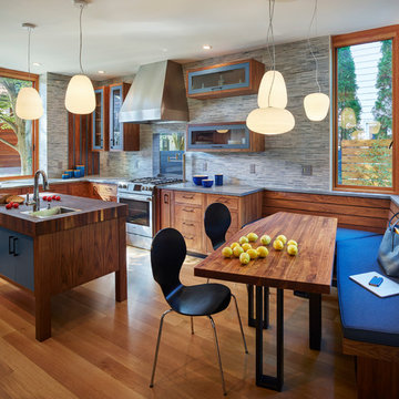 Contemporary Kitchen