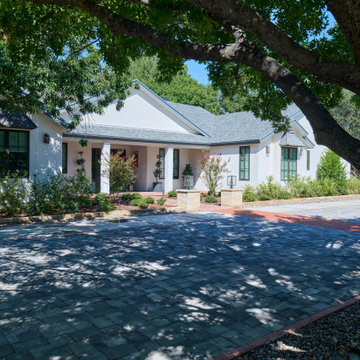 Modern Farmhouse in the Valley