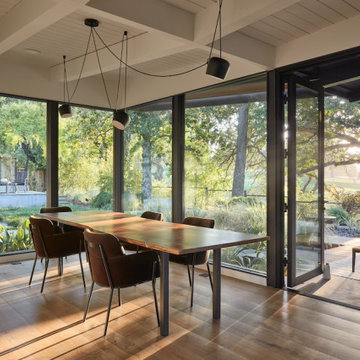 Sports Enthusiasts’ Hideaway by Klopf Architecture