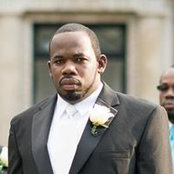 Lester Jones's photo