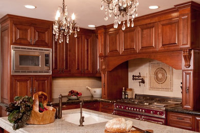Elegant kitchen photo in Atlanta